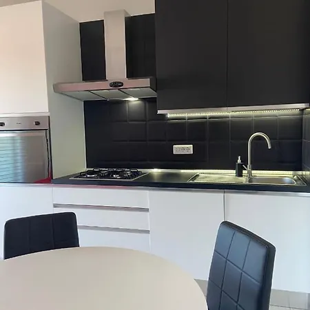 Medrano Modern Апартаменты *